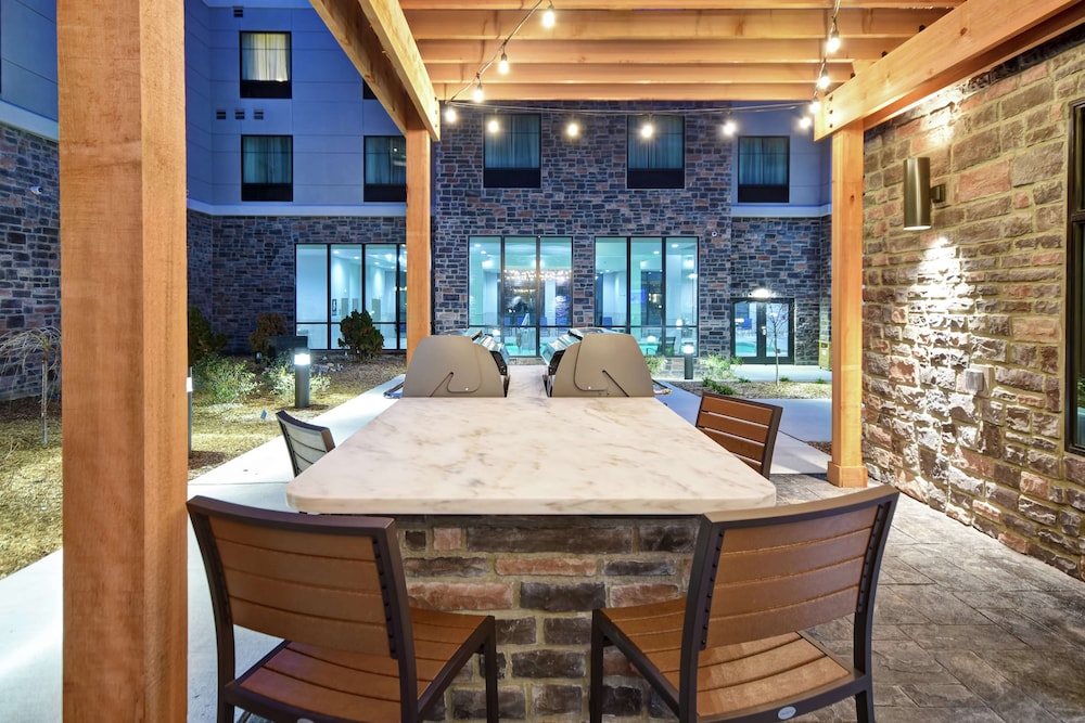 Homewood Suites by Hilton Orange New Haven - photo 40