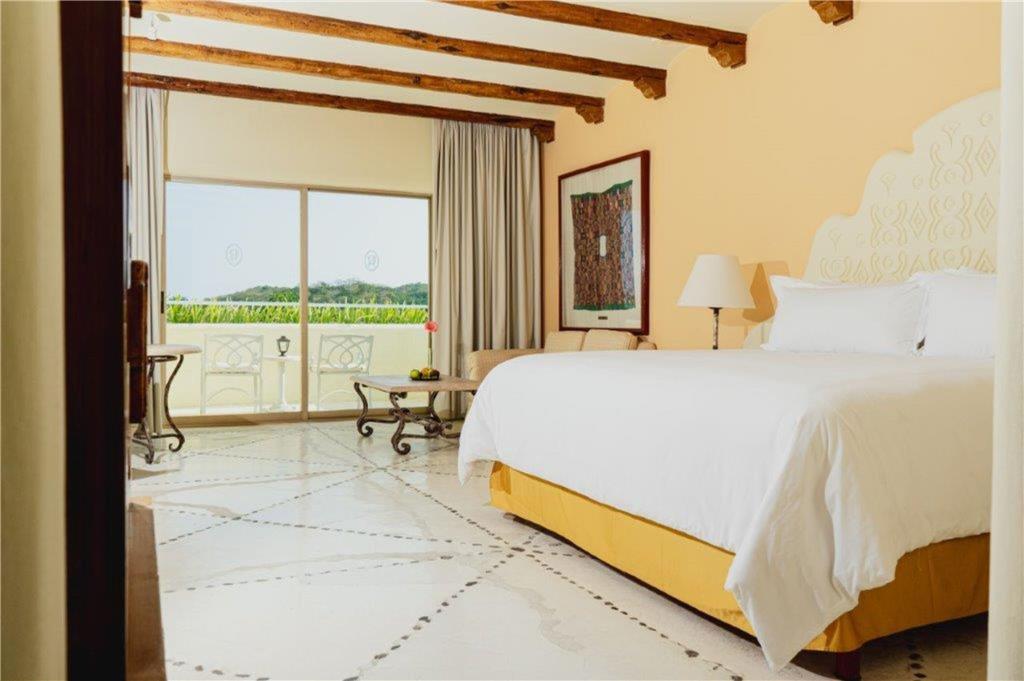 Master Suite king
