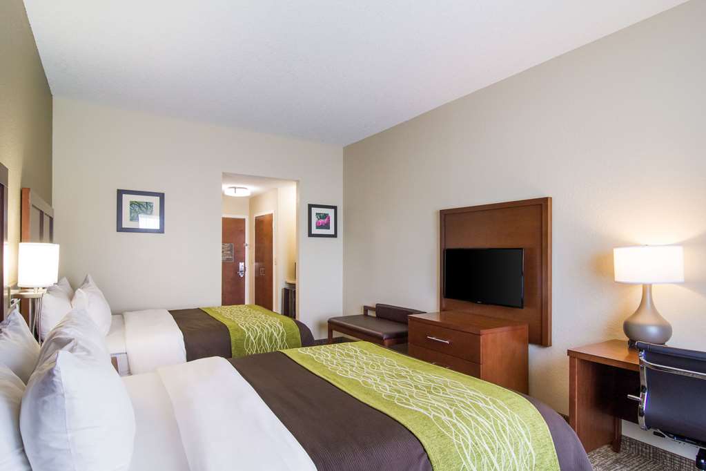 Comfort Inn Blackshear Hwy 84 - photo 17