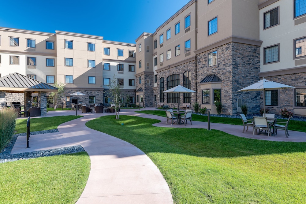 Staybridge Suites Eau Claire Altoona by IHG - photo 43