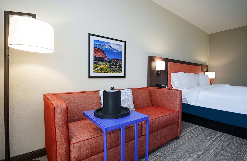 Hampton Inn Colorado Springs I 25 Central - photo 13
