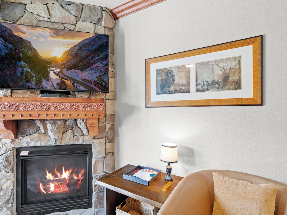 Canyons Village Condos by All Seasons Resort Lodging - photo 49
