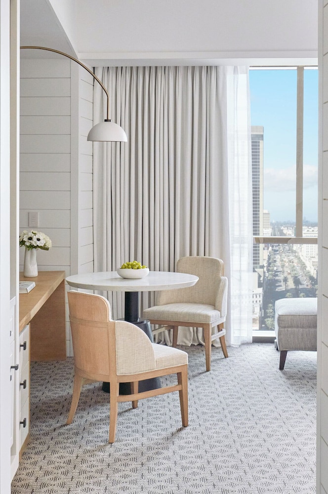 Four Seasons Hotel New Orleans - photo 37