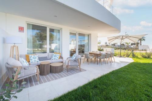 Oasis Playa Costa Ballena in Chipiona, Spain