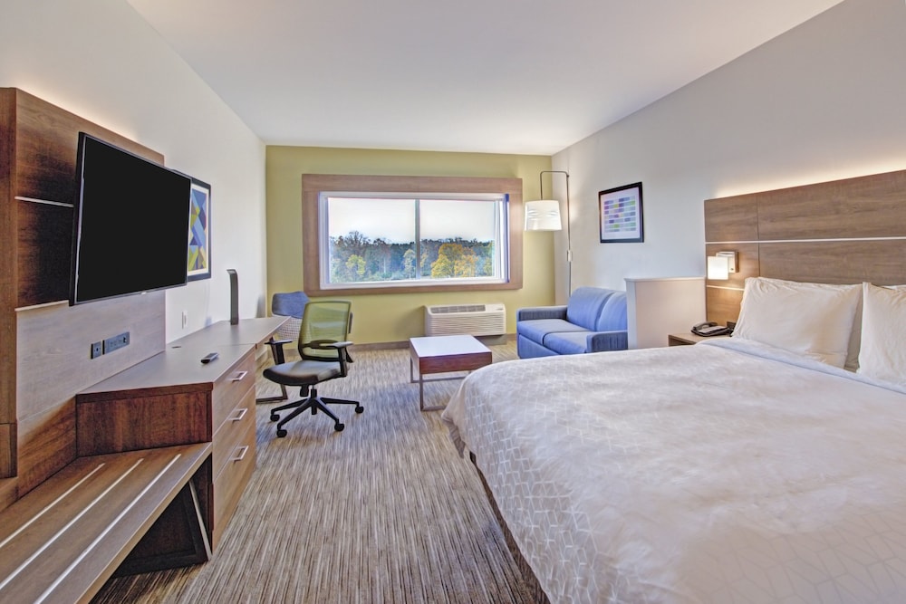 Holiday Inn Express & Suites Charlotte Southwest by IHG - photo 10