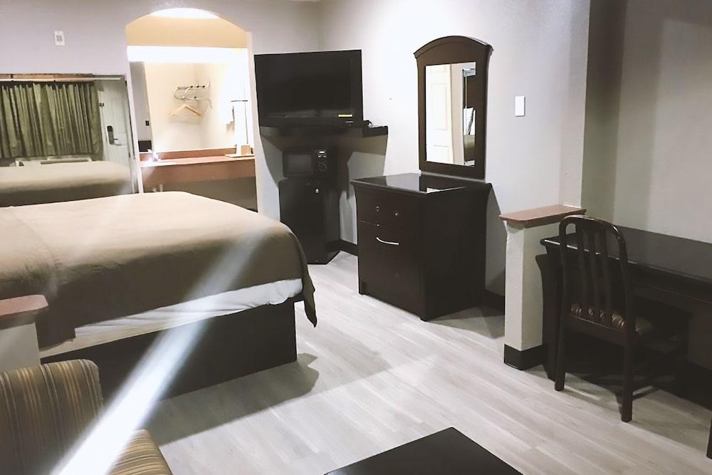 Blue Way Inn & Suites By Jasper Houston - photo 10