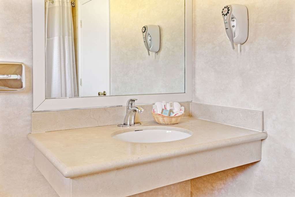 Travelodge by Wyndham Mill Valley Sausalito - photo 3