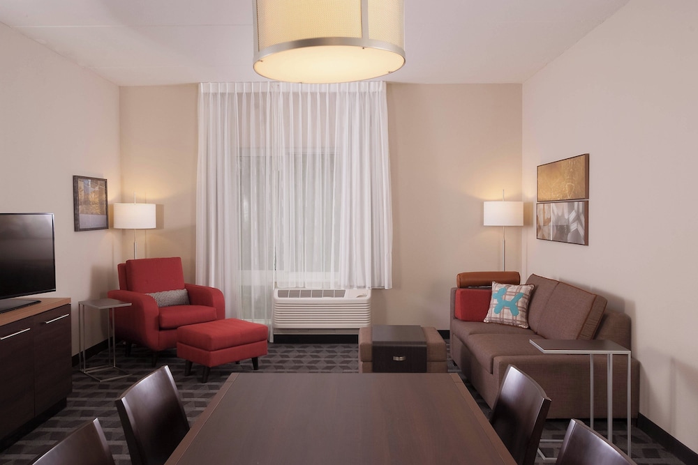 TownePlace Suites Charleston Airport Convention Center - photo 18