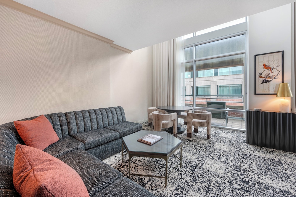 Omni Severin Hotel - photo 36