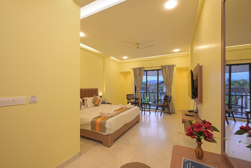 Hotel Aristro — Lonavla — photo 5