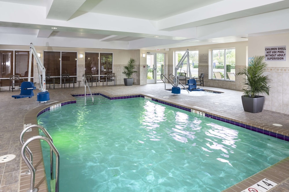 Hilton Garden Inn Hampton Coliseum Central - photo 21