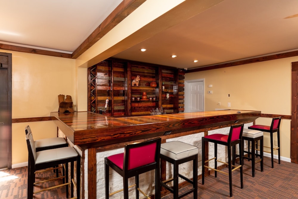 Carolina Pine Inn - photo 23