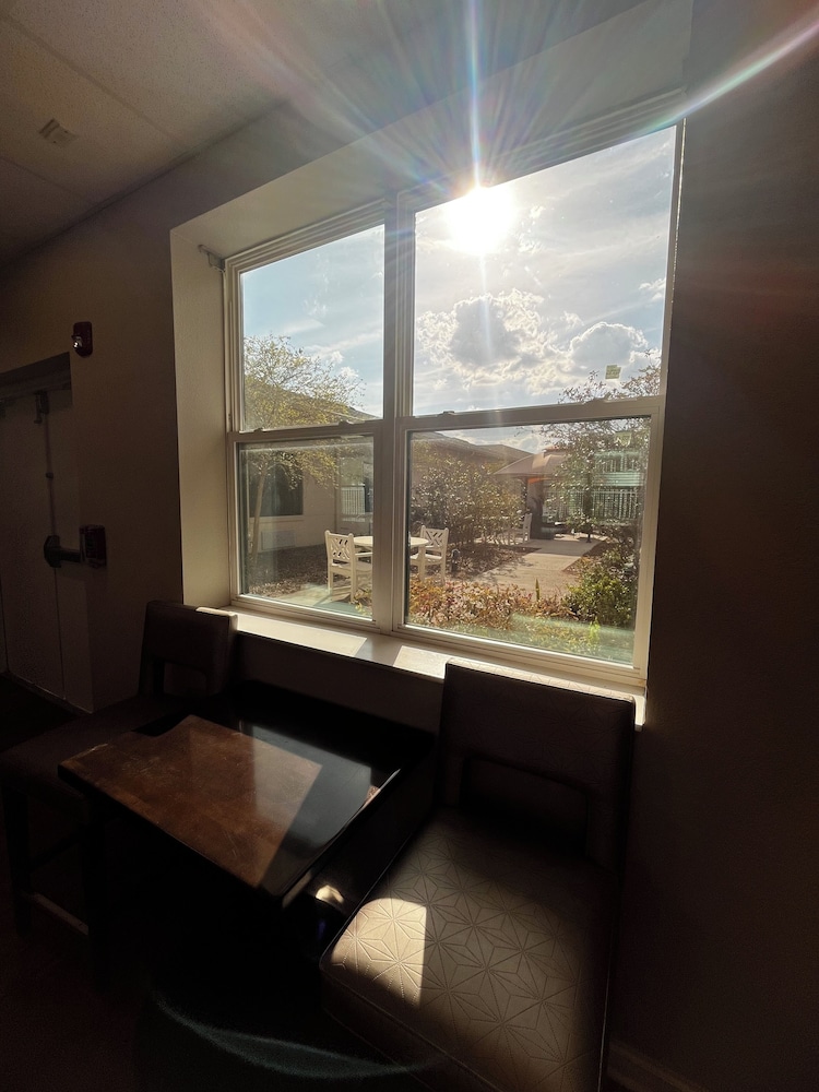 The View Studio Suites and Event Venue - photo 29