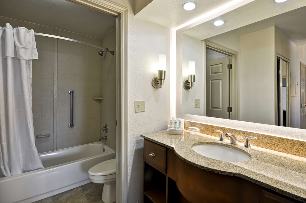 Homewood Suites by Hilton Phoenix Biltmore - photo 50