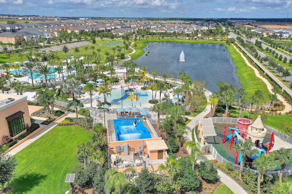 Rear Views Spa Games Room Pet Friendly Resort Amenities 8 Bedroom Villa - photo 47