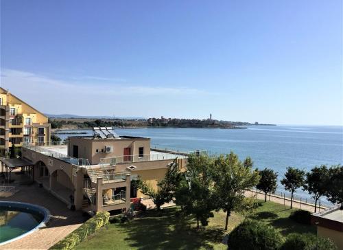DL Apartments — 4-Star Luxury Hotel in Aheloy, Bulgaria