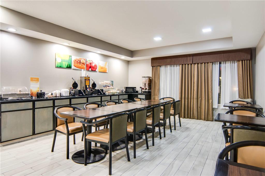 Quality Inn & Suites Granbury - photo 31