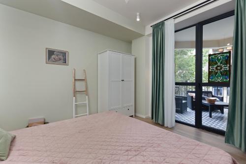 New Central Apartment in Tbilisi