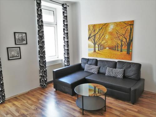 Apartments near Schönbrunn Palace — 4-Star Luxury Hotel in Vienna, Austria