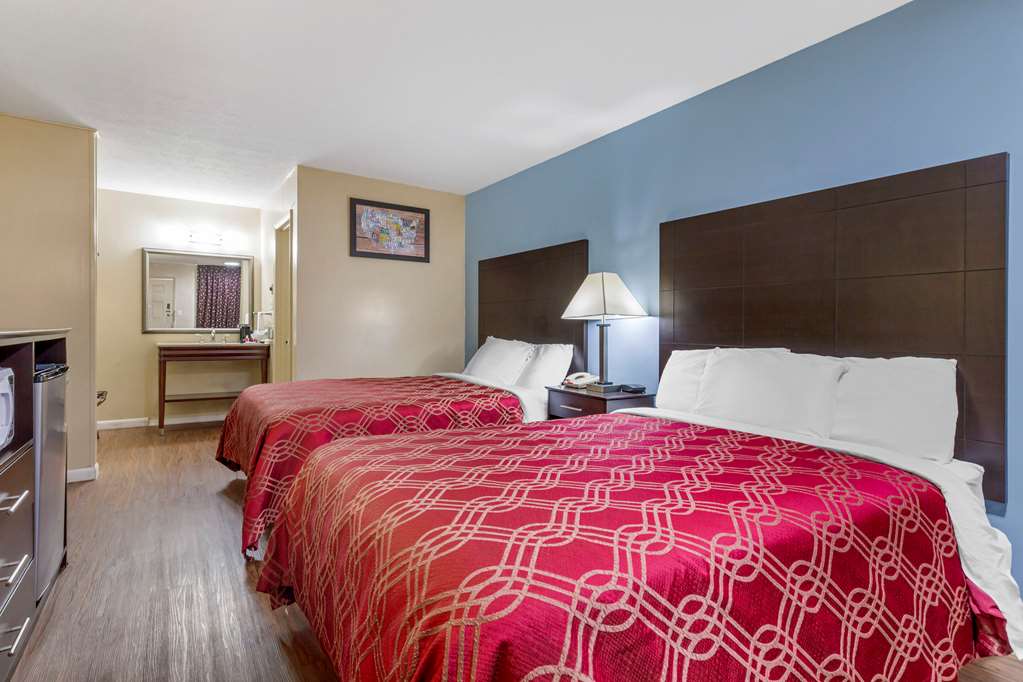 Econo Lodge Woodstock Shenandoah Valley I 81 - photo 29