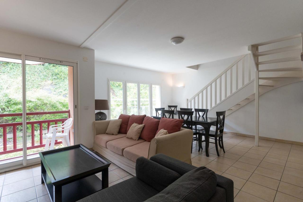 Superbe Appartement En Hyper Centre Proche Plage Linge Et Menage Inclus — 4-Star Luxury Hotel in Arcachon, France