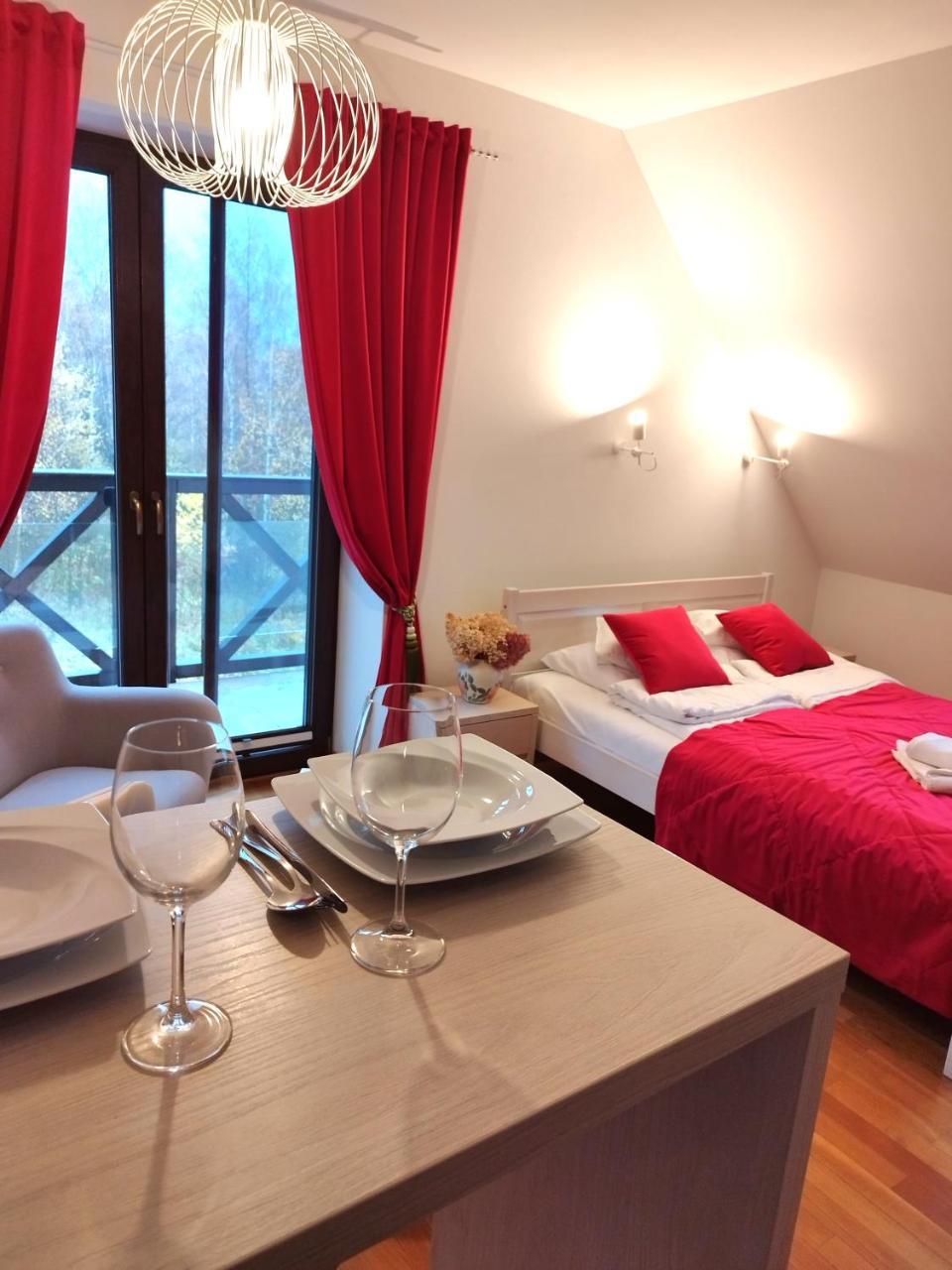 Apartamety I Pokoje Goscinne Na Jaskołczej in Swieradow-Zdroj, Poland