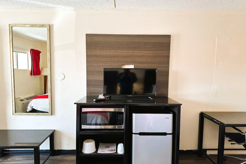 Knights Inn at Lackland Afb San Antonio - photo 11