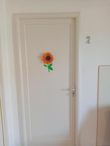 Casa Vacanze I Tre Girasoli Green House — 4-Star Luxury Hotel in Caltagirone, Italy