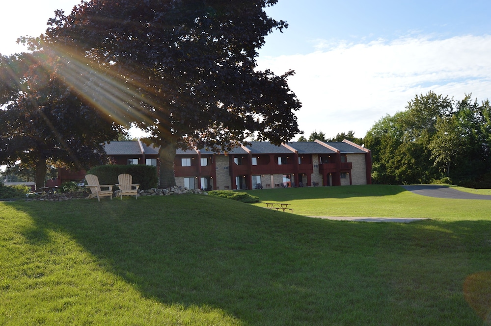 Cedar Hill Lodge - photo 56