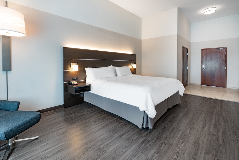 Holiday Inn Express & Suites Trinidad by IHG - photo 24