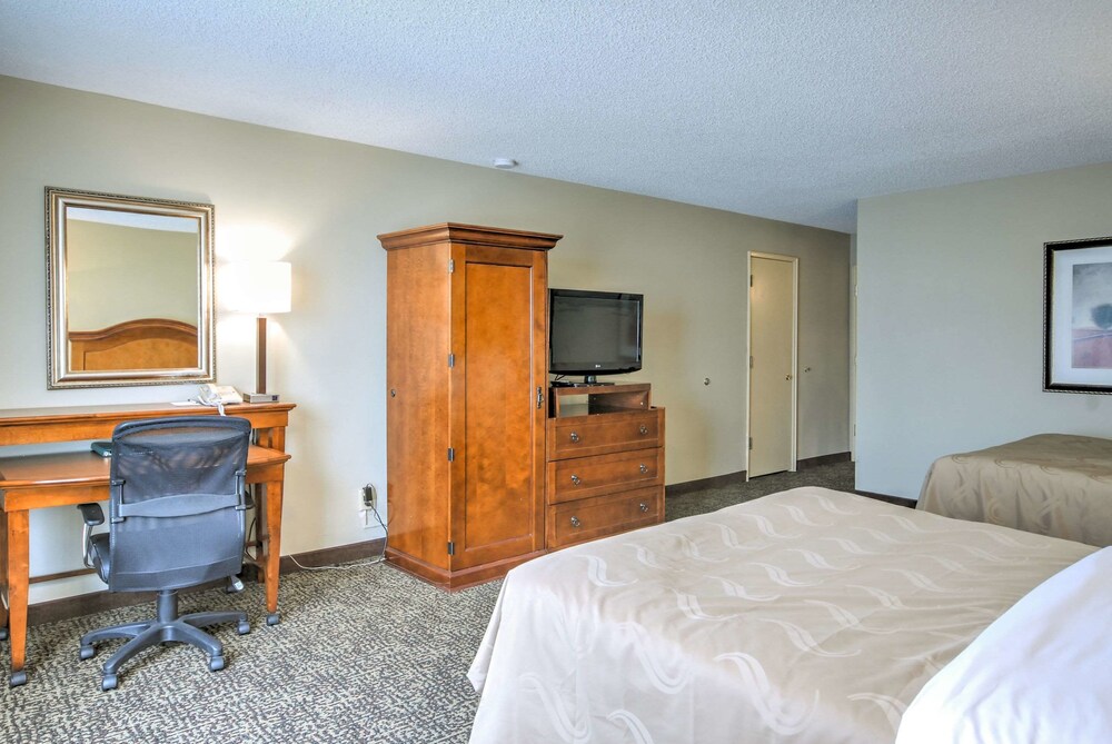 Quality Inn Big Sky - photo 17