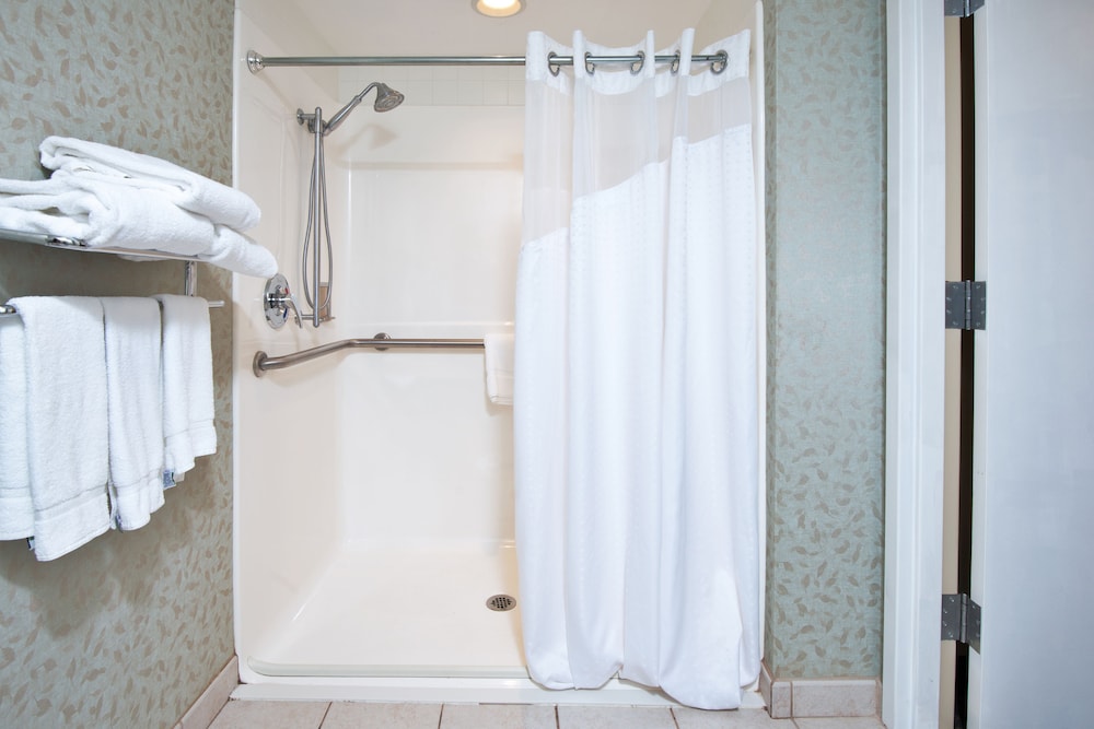 Holiday Inn Express Exton by IHG - photo 17