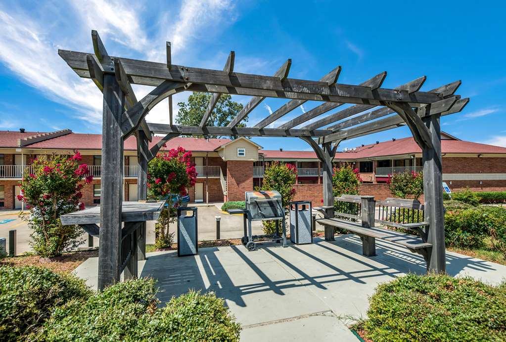 Quality Inn Jacksonville near Little Rock Air Force Base - photo 37