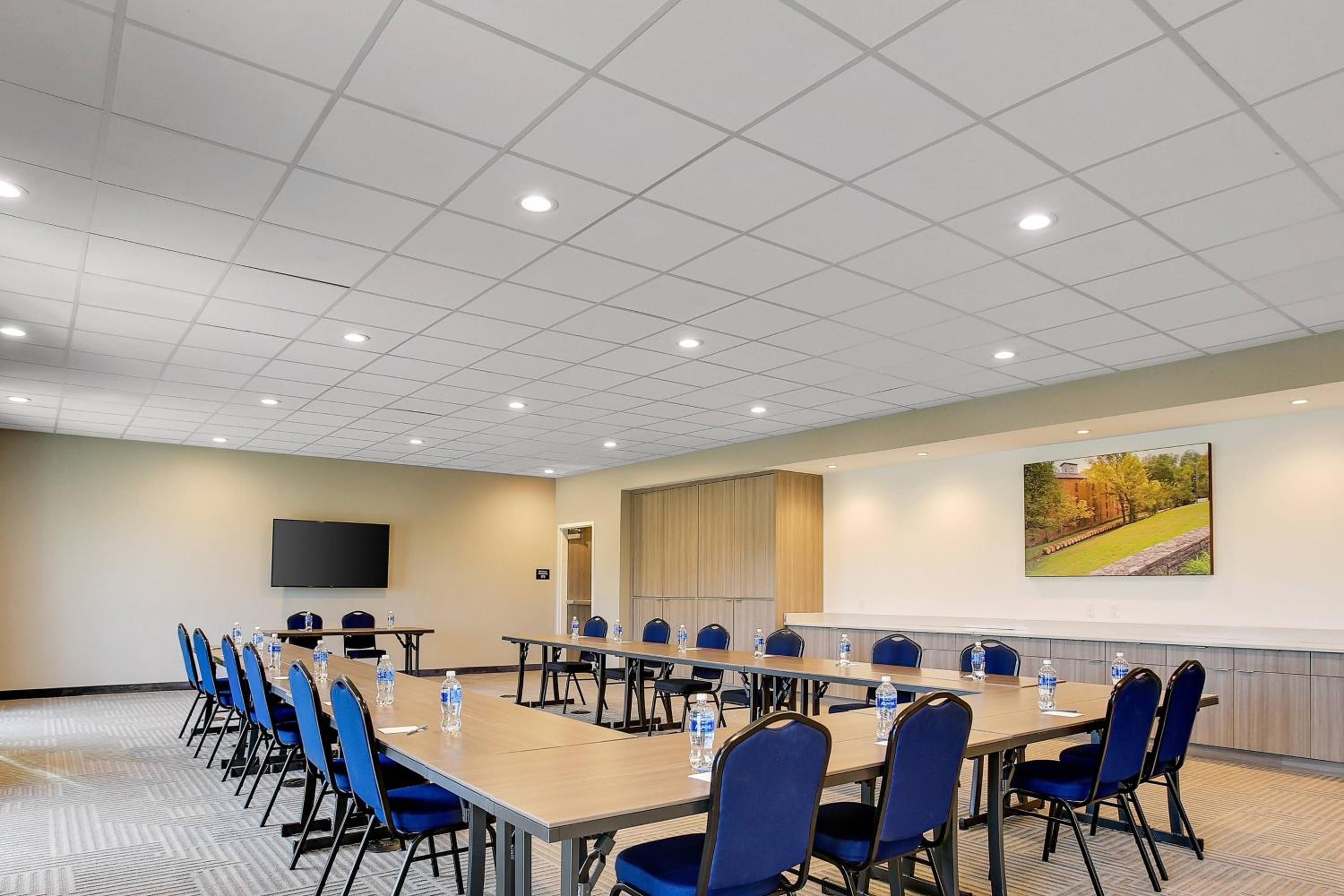 Fairfield Inn & Suites by Marriott Bardstown - photo 60