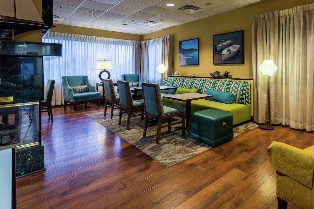 Hampton Inn Somerset - photo 8