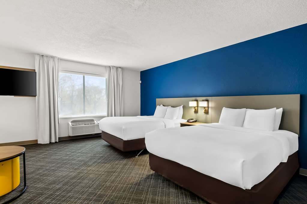 Comfort Suites Salem Roanoke I 81 - photo 23