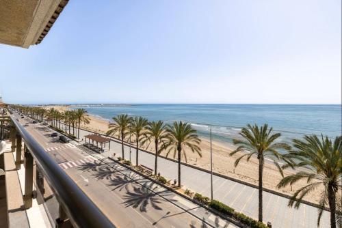 Beach Apartment in Calafell — 4-Star Luxury Hotel in Calafell, Spain
