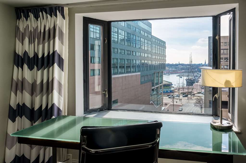 Comfort Inn & Suites Baltimore Inner Harbor - photo 33