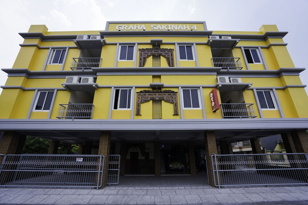 OYO 2089 Graha Sakinah Syariah 4 in Sidoarjo, Indonesia