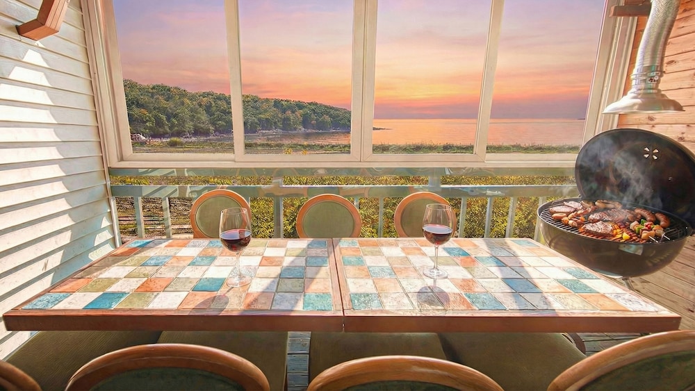 Ganghwa Ara Pension — 4-Star Luxury Hotel in Incheon, South Korea