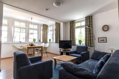 Villa Eden Binz Typ 5 Apartment 18 — 4-Star Luxury Hotel in Ostseebad Binz, Germany