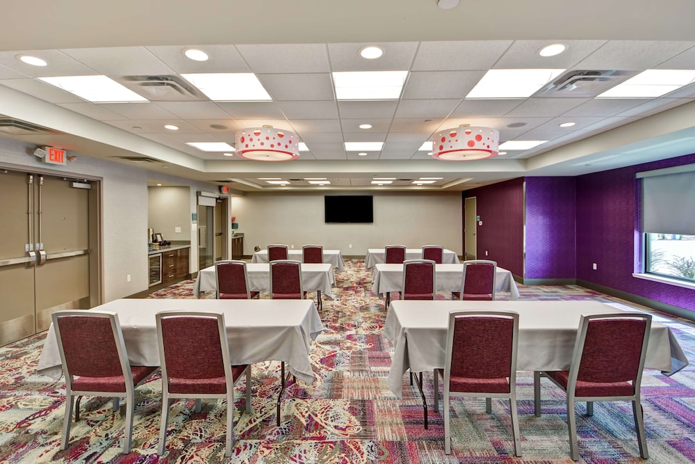 Home2 Suites by Hilton KCI Airport - photo 29