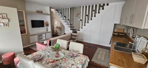 Casa da Avo Ilda Near the Sea — 4-Star Luxury Hotel in Matosinhos, Portugal