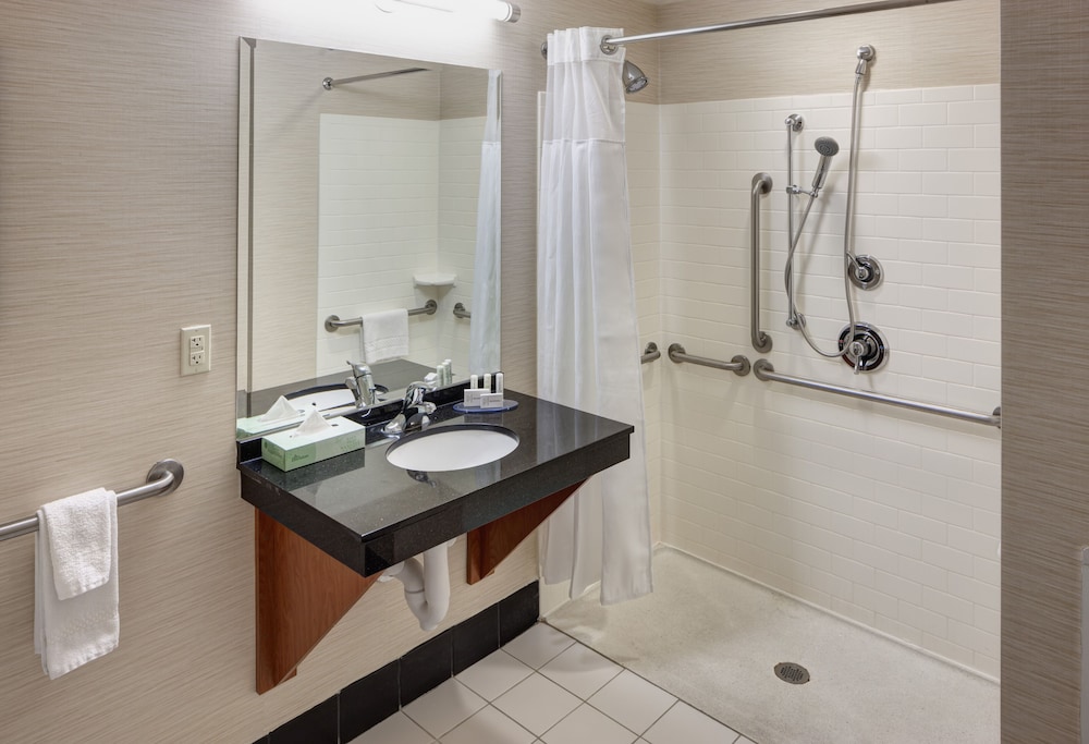 Fairfield Inn & Suites Phoenix Chandler Fashion Center - photo 18