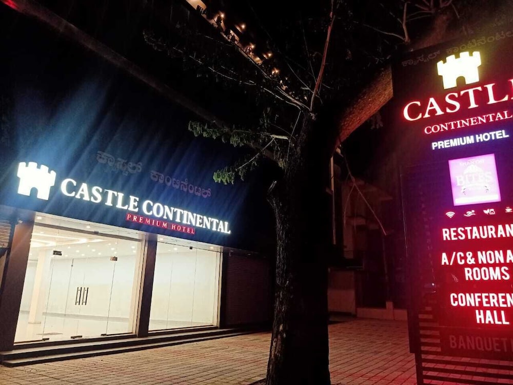 Castle Continental Premium Hotel — hotel in Kushalnagar