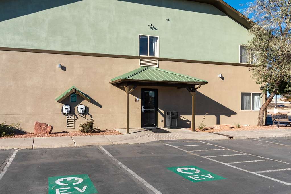 Quality Inn & Suites Pueblo West - photo 41