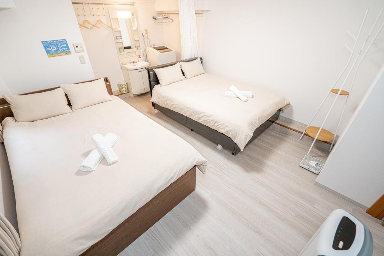 Ikebukuro East Exit Queen Bed Room — 4-Star Luxury Hotel in Tokyo, Japan