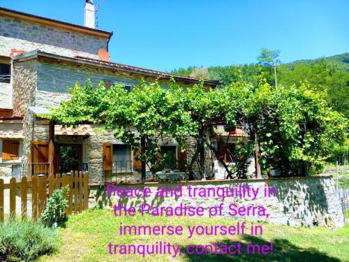 The house in the paradise of Serra. — 4-Star Luxury Hotel in Chiusi Della Verna, Italy