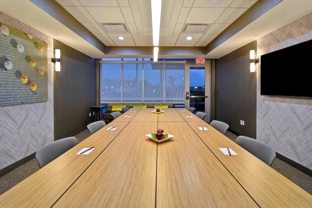 SpringHill Suites by Marriott Holland - photo 25