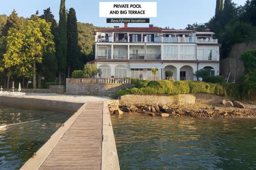Studio apartma Plaža — 4-Star Luxury Hotel in Portoroz, Slovenia